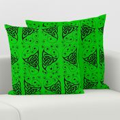 triknot leafy border 1 black & green