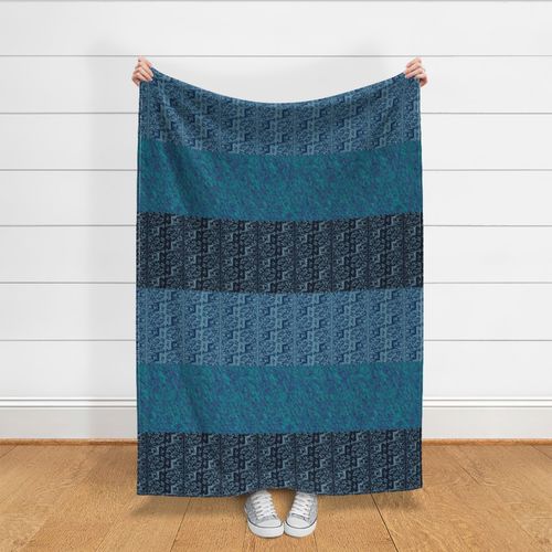 HOME_GOOD_THROW_BLANKET