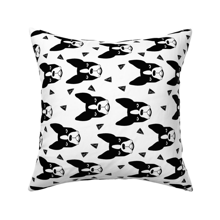 HOME_GOOD_SQUARE_THROW_PILLOW