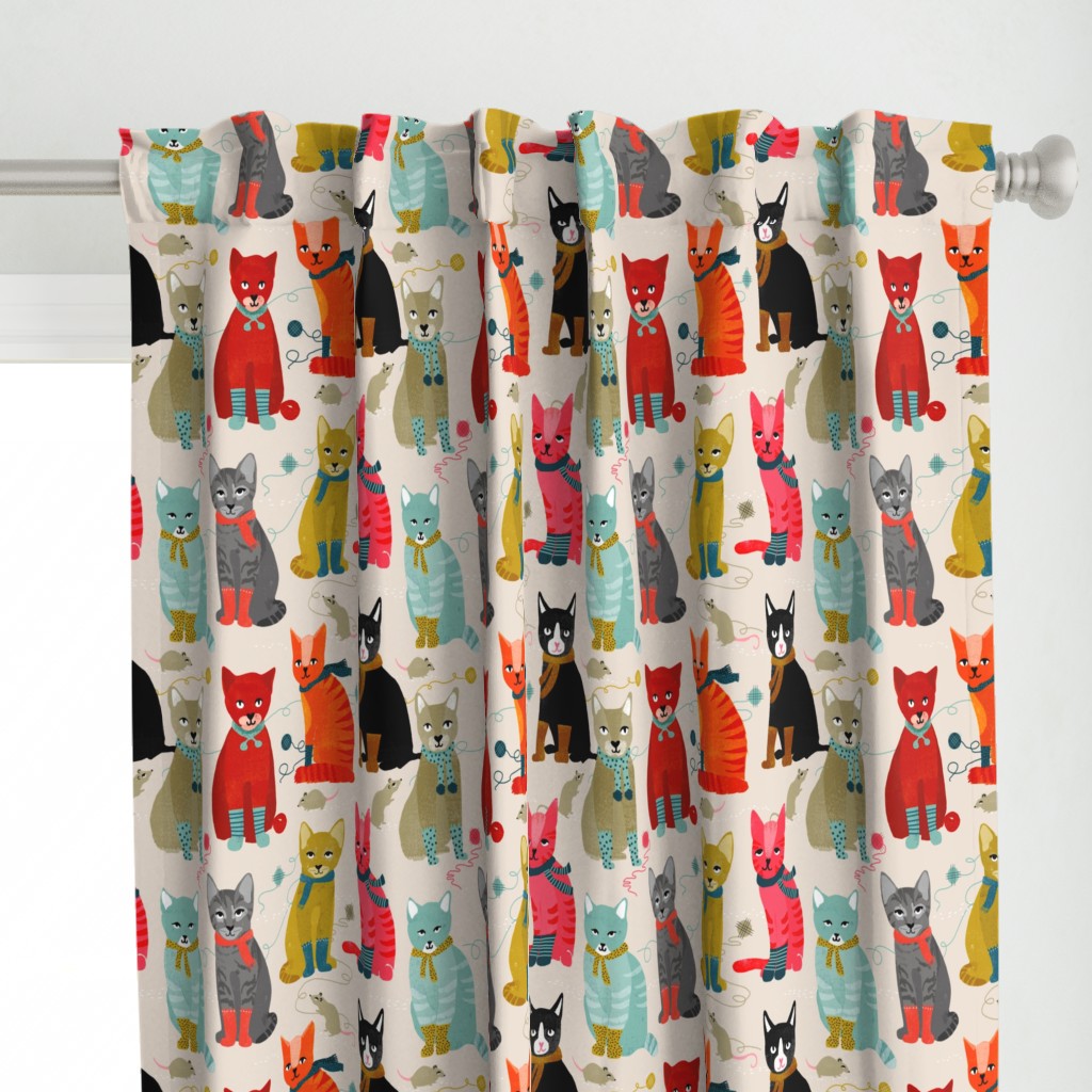 kittens in mittens // sand light knitting crafty fabrics for cat ladies