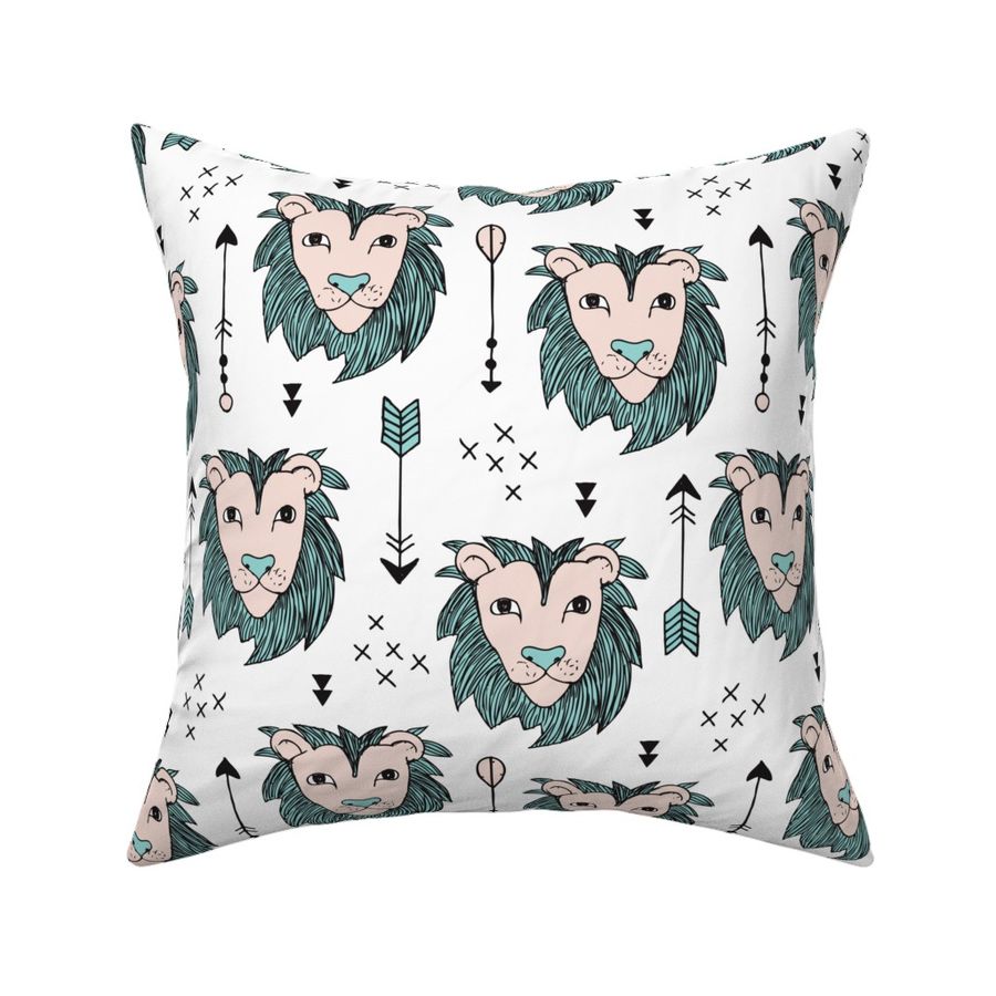 HOME_GOOD_SQUARE_THROW_PILLOW