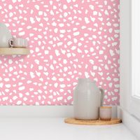 Pastel love brush spots and ink dots hand drawn modern illustration pattern scandinavian style pattern in soft pink