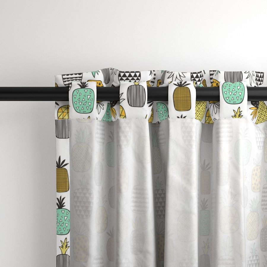 HOME_GOOD_CURTAIN_PANEL