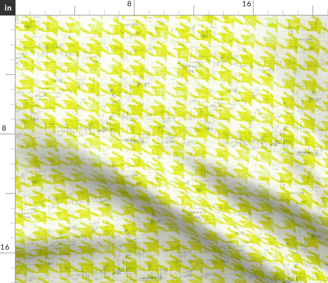 swift_houndstooth_lemon