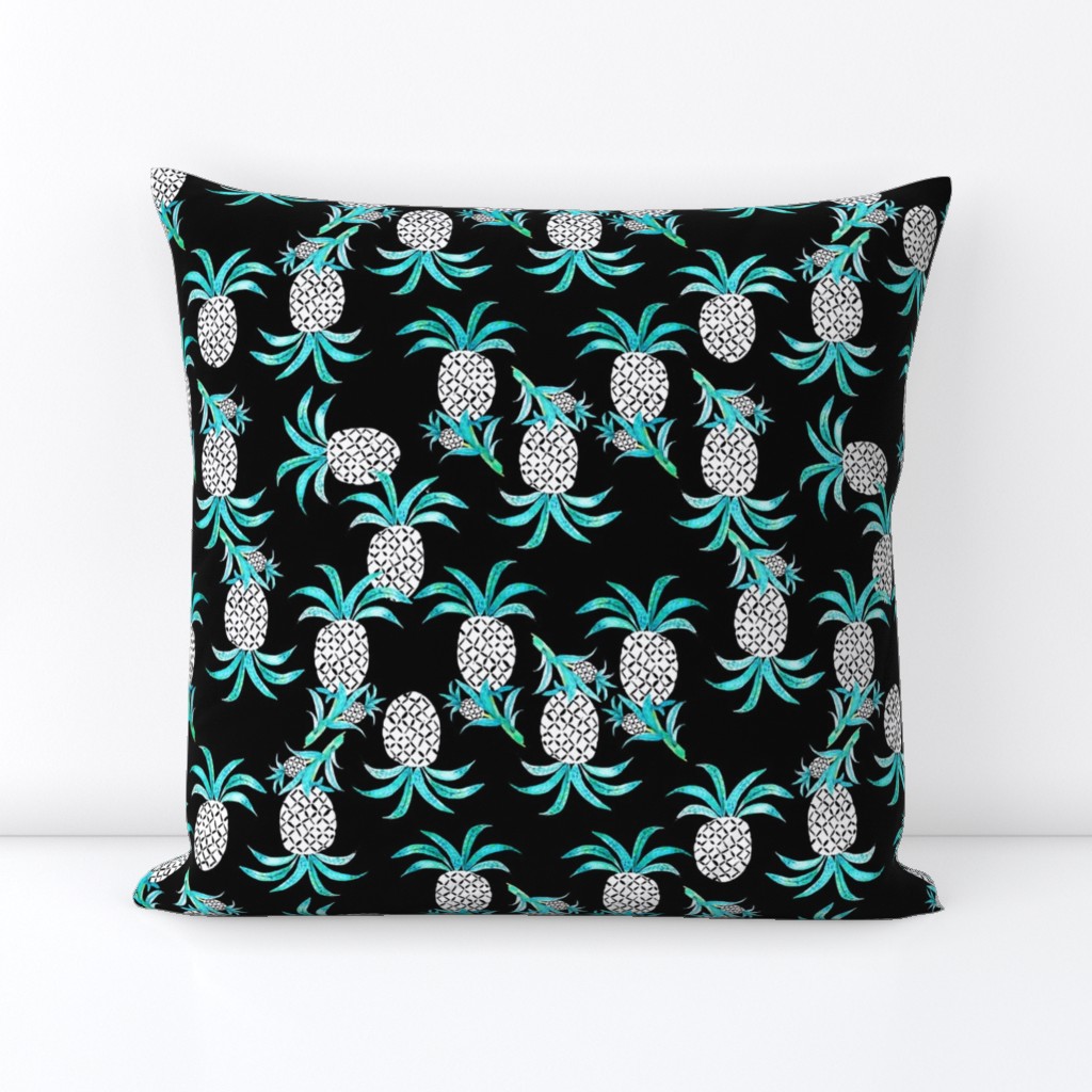 Tropicana Pineapple (black)