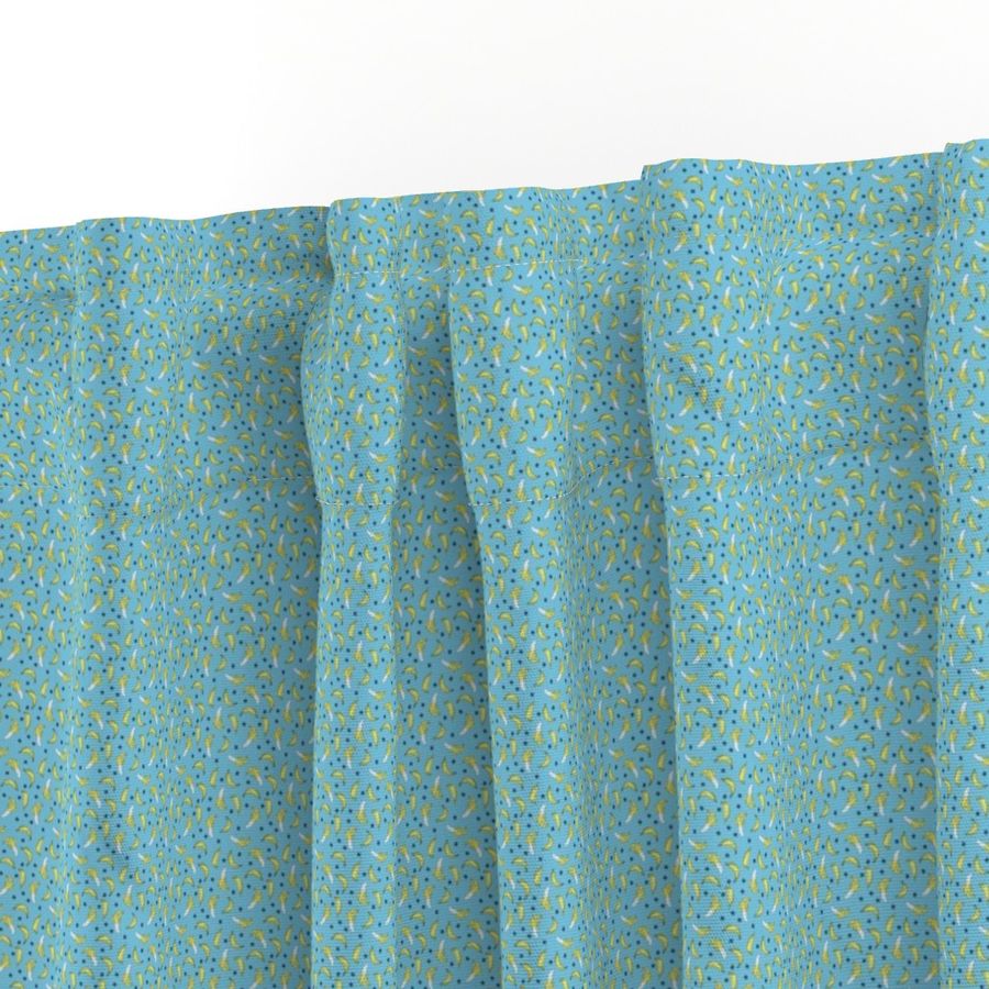 HOME_GOOD_CURTAIN_PANEL