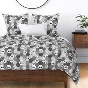 panda hexagon quilt // black and white hexagon cheater quilt for trendy black and white baby nursery