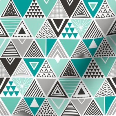 Geometric Triangles Mint Green Black&White 