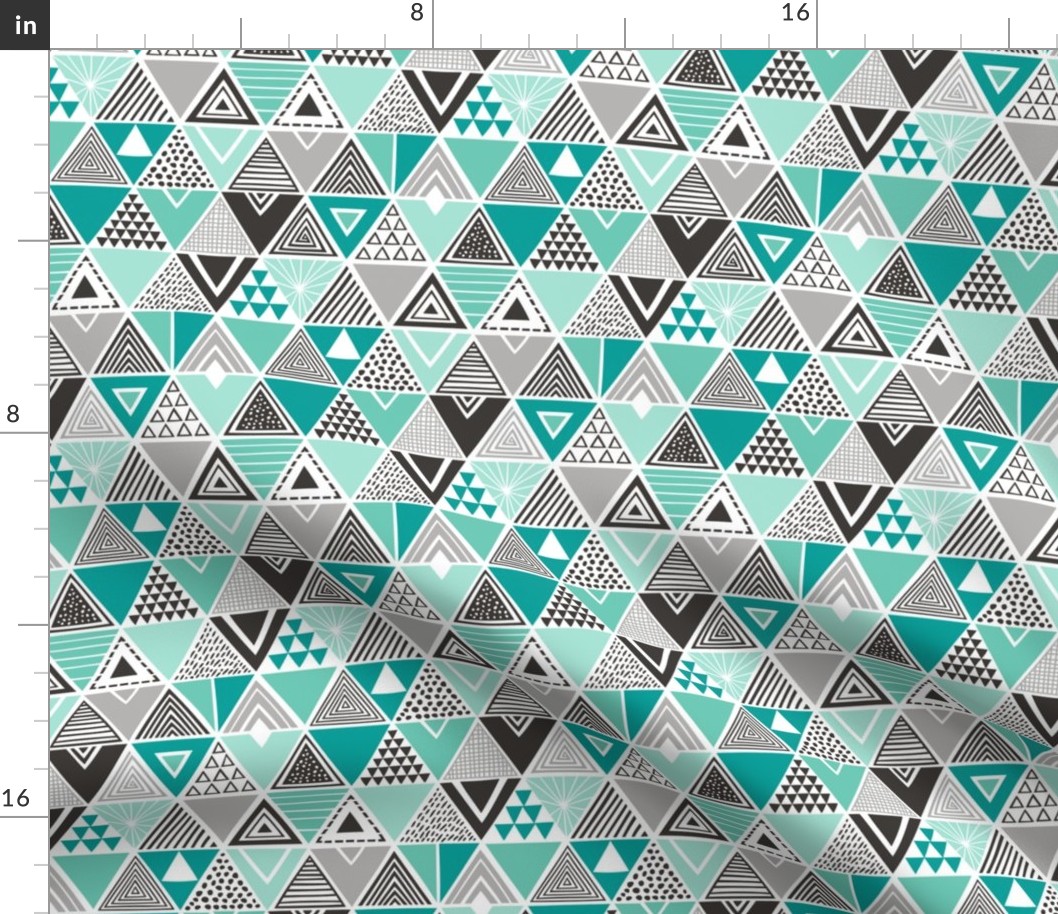 Geometric Triangles Mint Green Black&White 