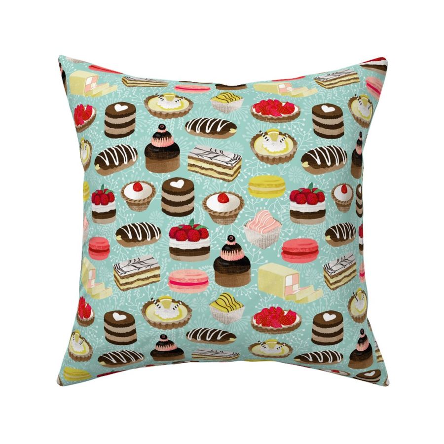 HOME_GOOD_SQUARE_THROW_PILLOW