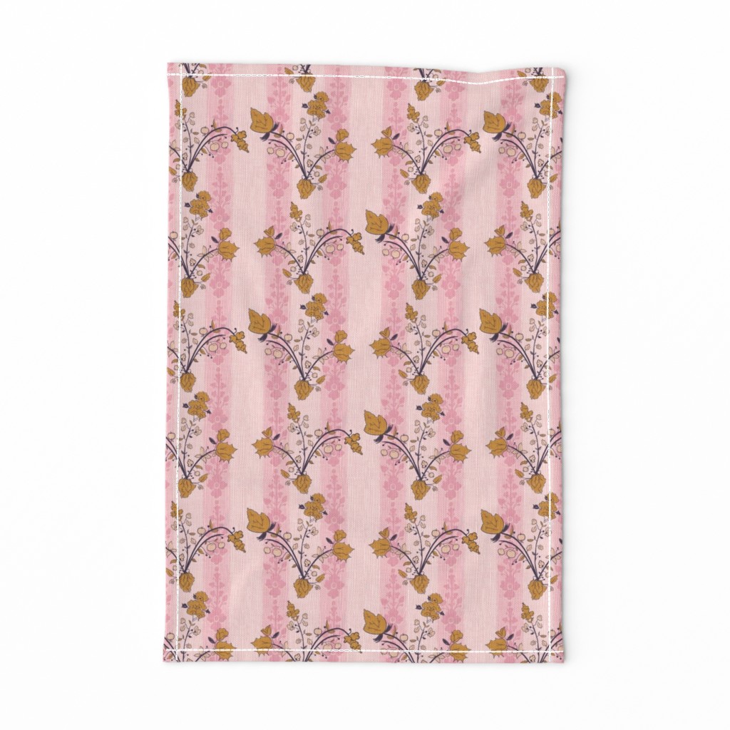 Vintage vine pink