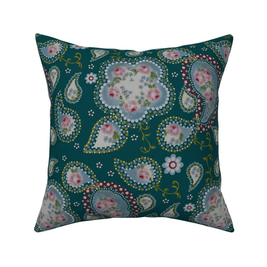 HOME_GOOD_SQUARE_THROW_PILLOW