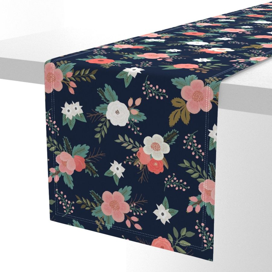 HOME_GOOD_TABLE_RUNNER