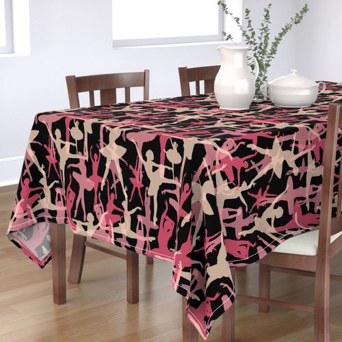 HOME_GOOD_RECTANGULAR_TABLE_CLOTH