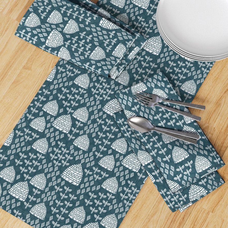 HOME_GOOD_TABLE_RUNNER