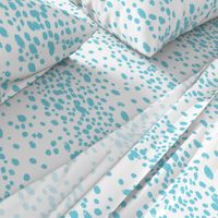 Dots in turquoise
