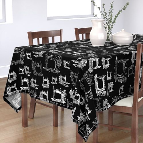 HOME_GOOD_RECTANGULAR_TABLE_CLOTH