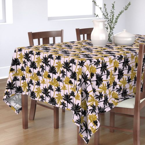 HOME_GOOD_RECTANGULAR_TABLE_CLOTH