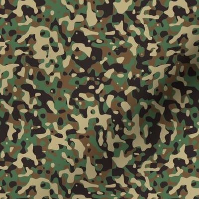 Small Woodland Outdoor Camouflage (6 inch repeat)