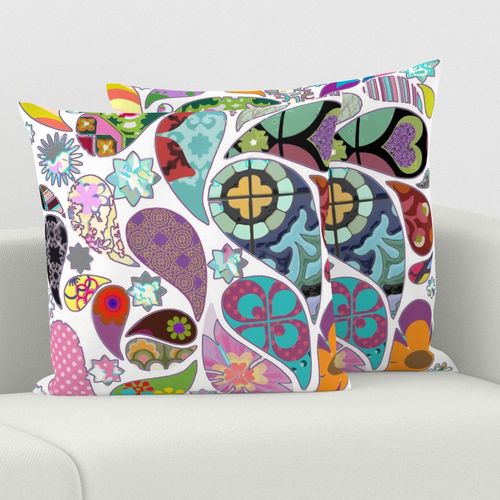 HOME_GOOD_SQUARE_THROW_PILLOW