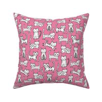 Cats Black&White with Stripes Dark Pink