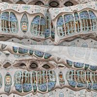 Casa Batllo mirrored