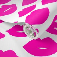 kisses // lipstick lips beauty valentines pink girly prints