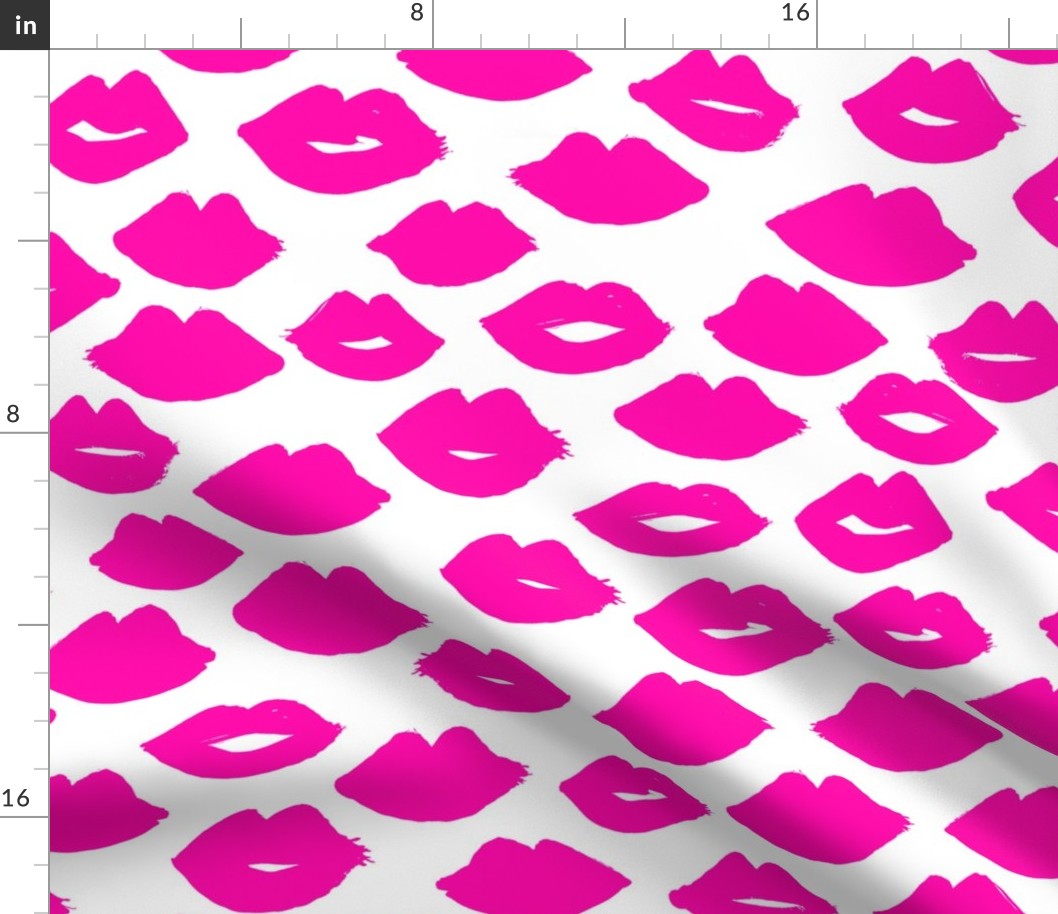 kisses // lipstick lips beauty valentines pink girly prints