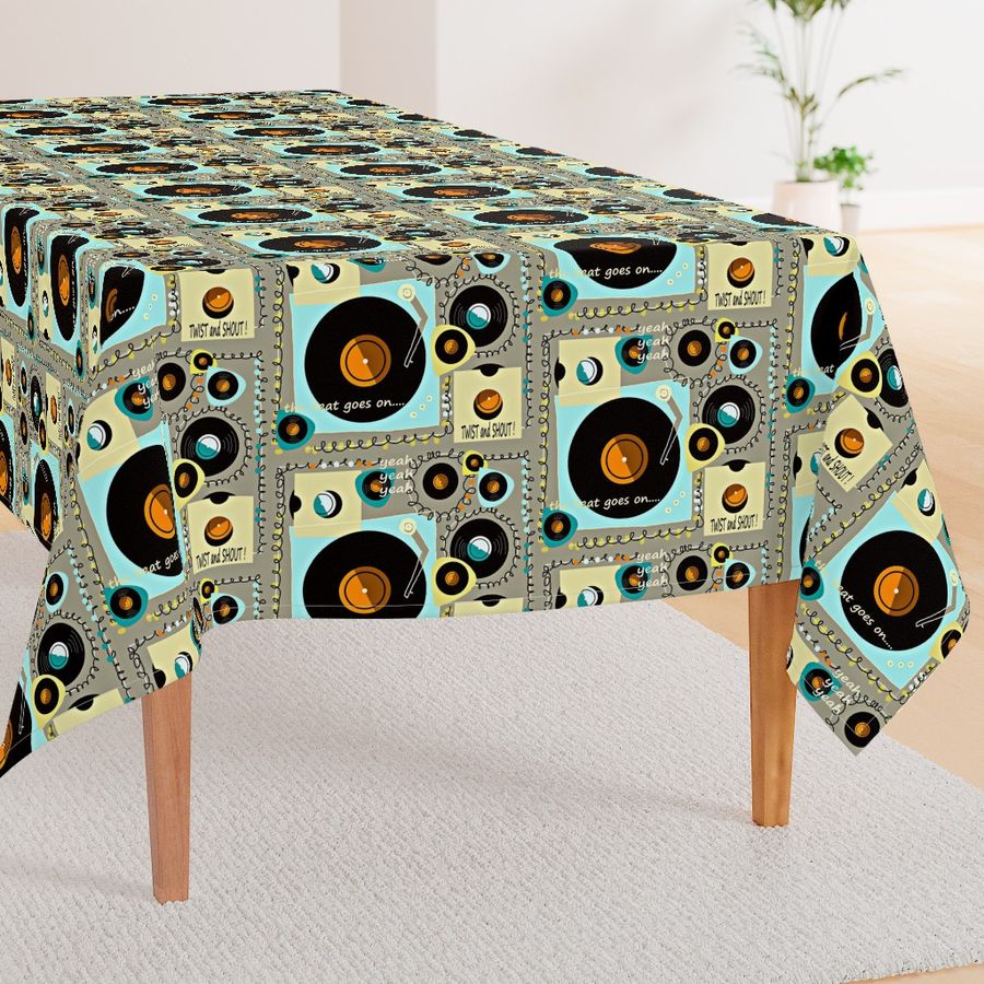 HOME_GOOD_RECTANGULAR_TABLE_CLOTH