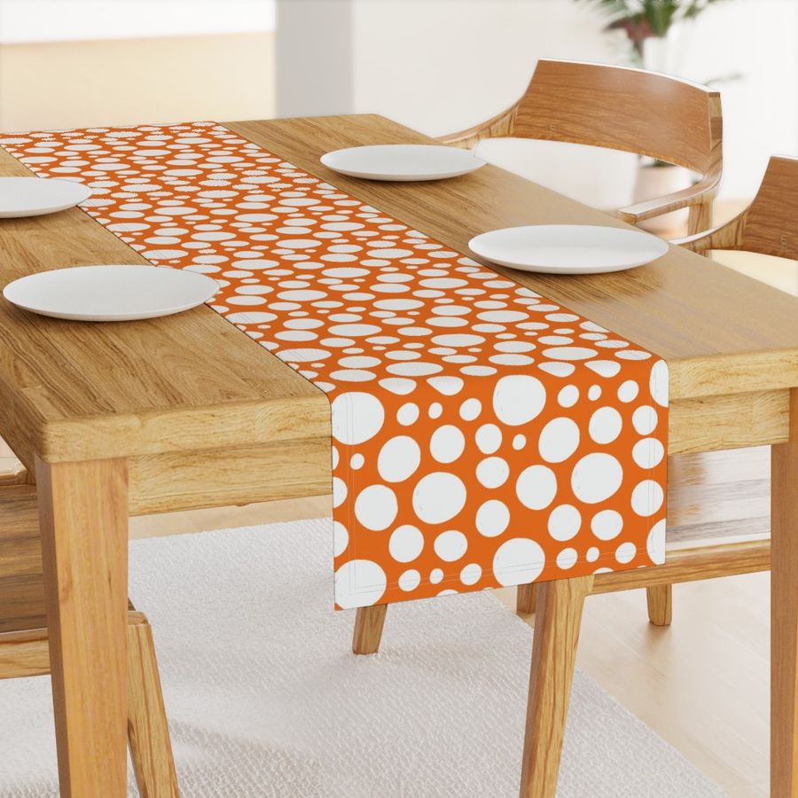 HOME_GOOD_TABLE_RUNNER