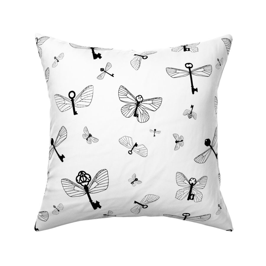 HOME_GOOD_SQUARE_THROW_PILLOW