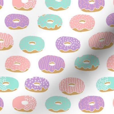 donuts // doughnuts purple pink and mint pastel kids food fried food fast food sweets bakery 