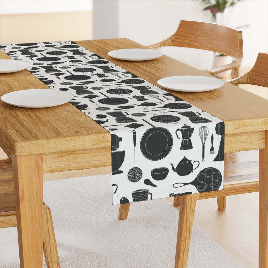 HOME_GOOD_TABLE_RUNNER