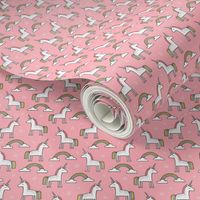 Cute Unicorn Rainbow in Pink Tiny 0,75 inch