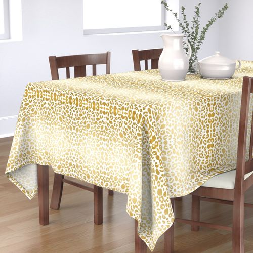 HOME_GOOD_RECTANGULAR_TABLE_CLOTH