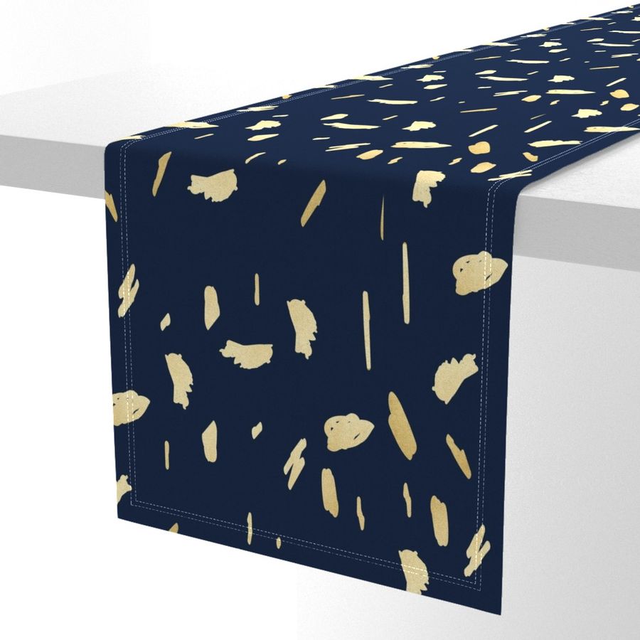 HOME_GOOD_TABLE_RUNNER