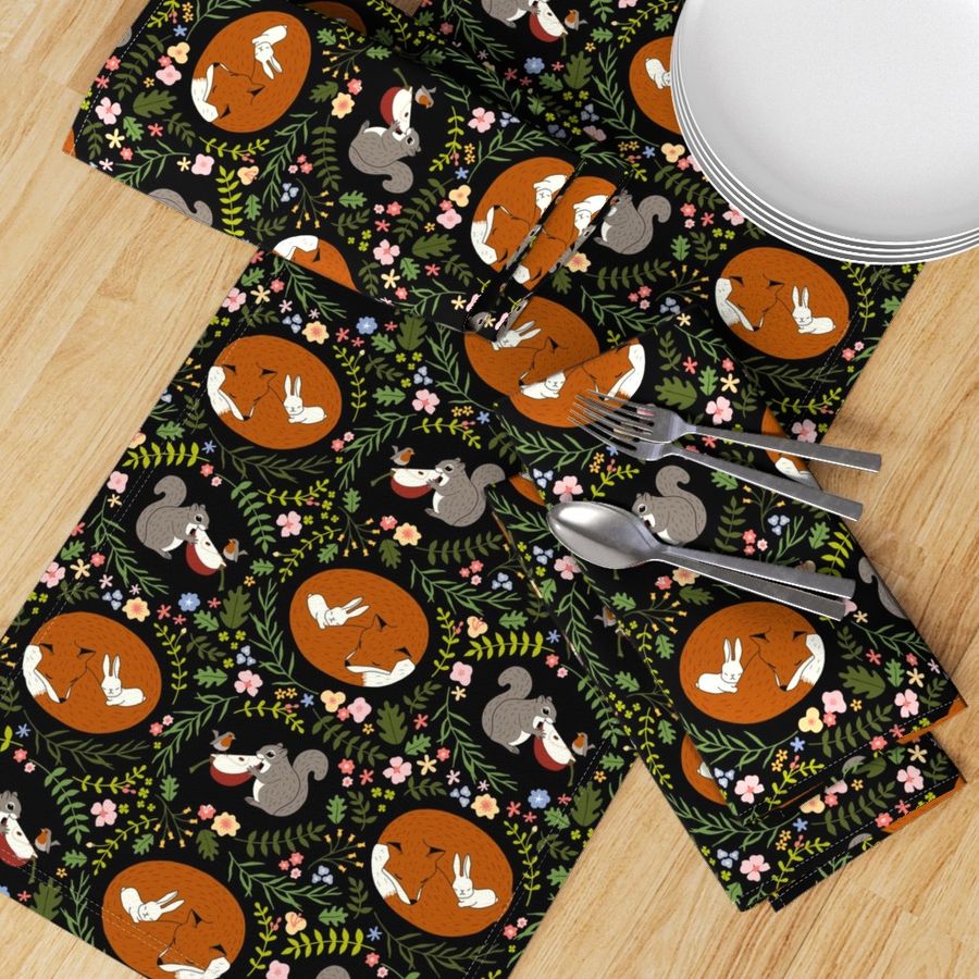 HOME_GOOD_TABLE_RUNNER