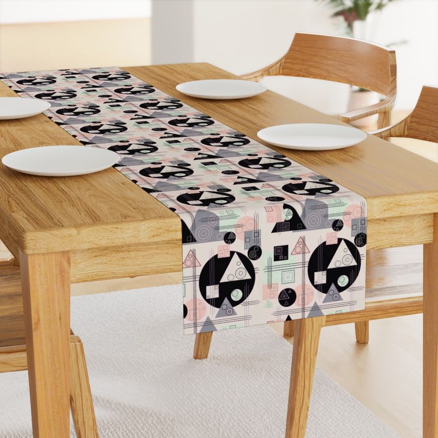 HOME_GOOD_TABLE_RUNNER