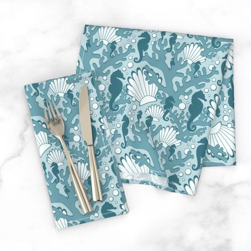 Seahorse Garden Teal Green