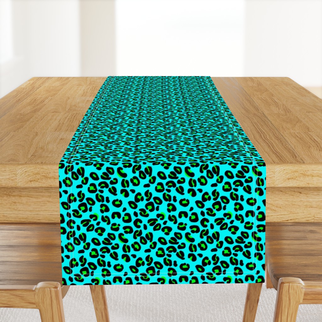 Leopard Spots Aqua