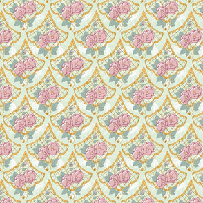 Floral Scallop Light Green