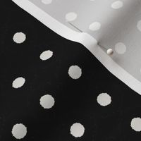 Daisy-dot bw