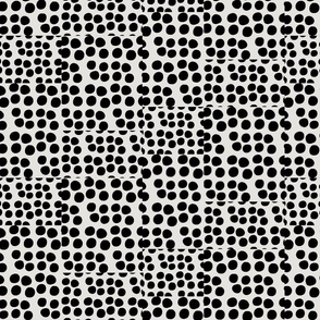 Mini dots-bw