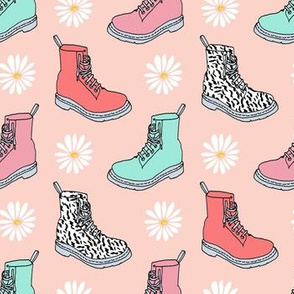 90s shoes // girly grunge cute daisies 90s girls pastel print