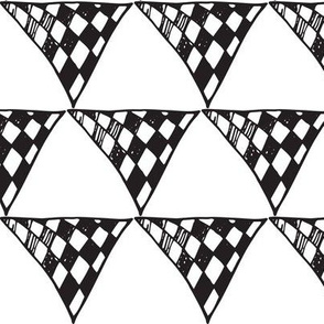 Triangle Doodles Chequer