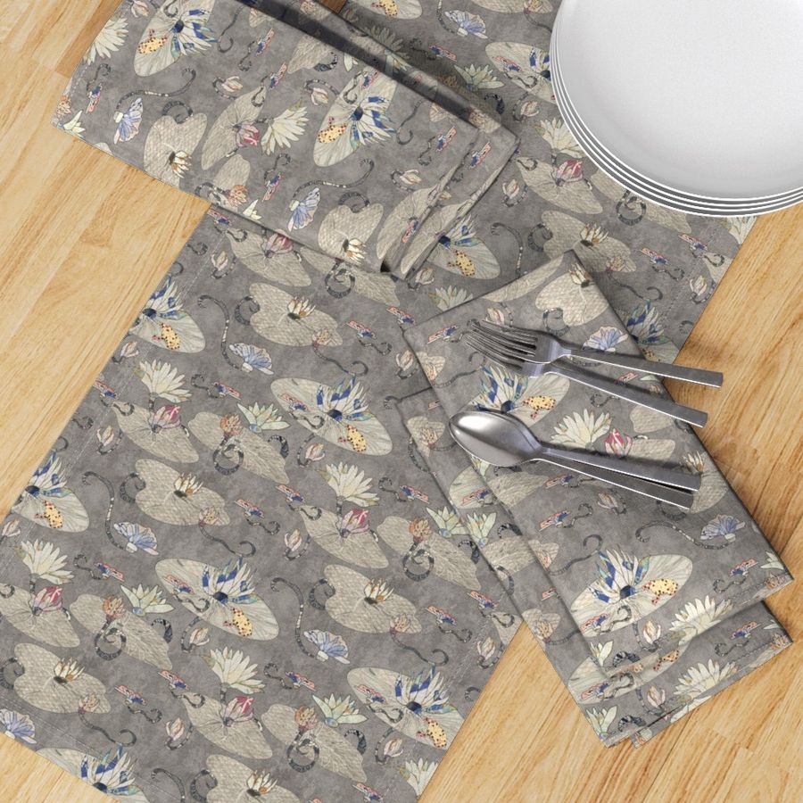 HOME_GOOD_TABLE_RUNNER