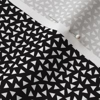 Postmodern Black + White Mini Triangle Toss