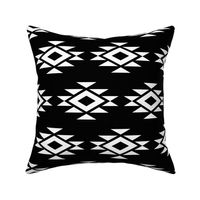 Mod Black n White Aztec