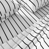 Wide Stripes Black on White Vertical