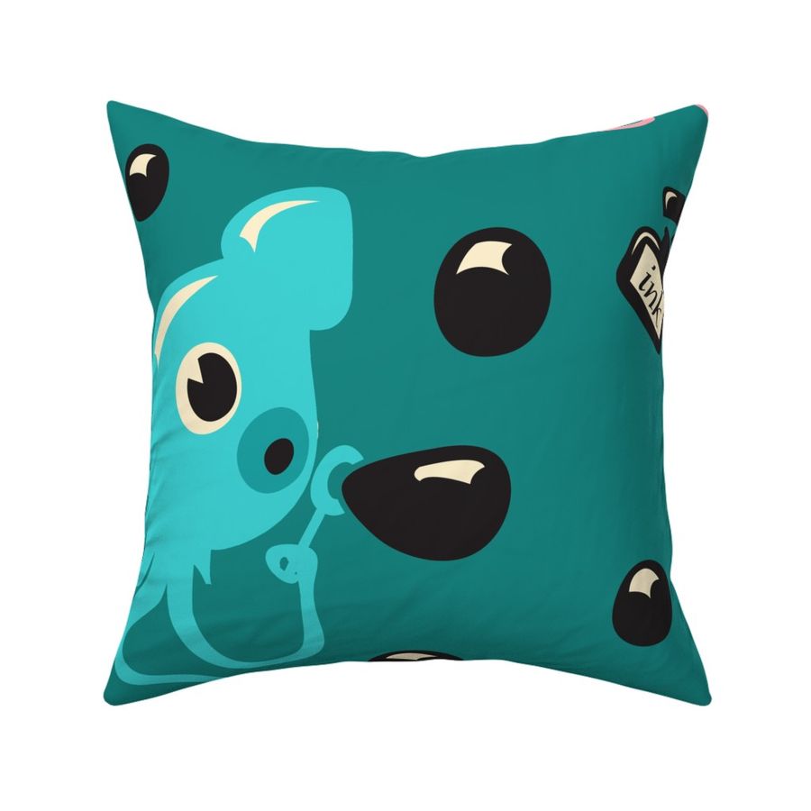 HOME_GOOD_SQUARE_THROW_PILLOW